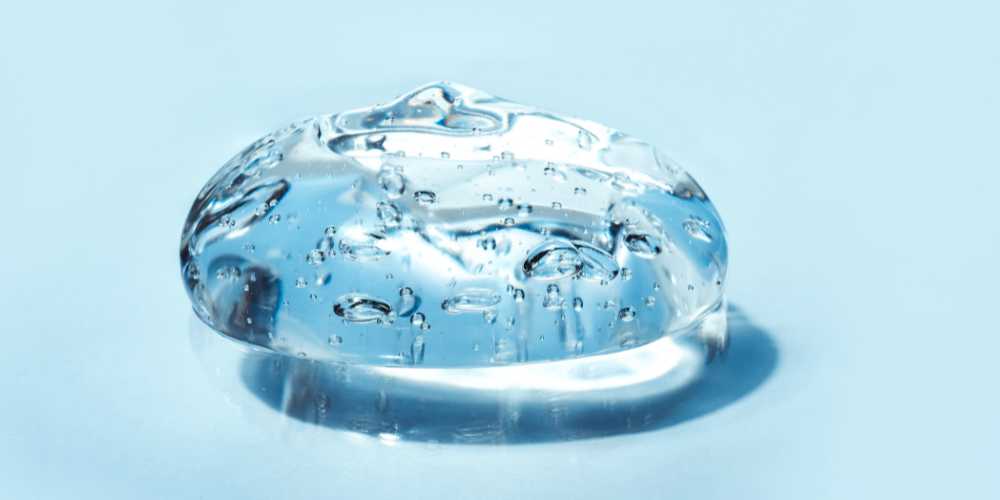 What are the benefits of hyaluronic acid in skincare?