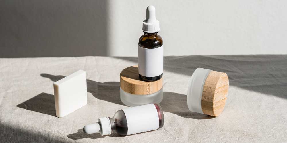 What is the difference between a serum and a moisturizer?